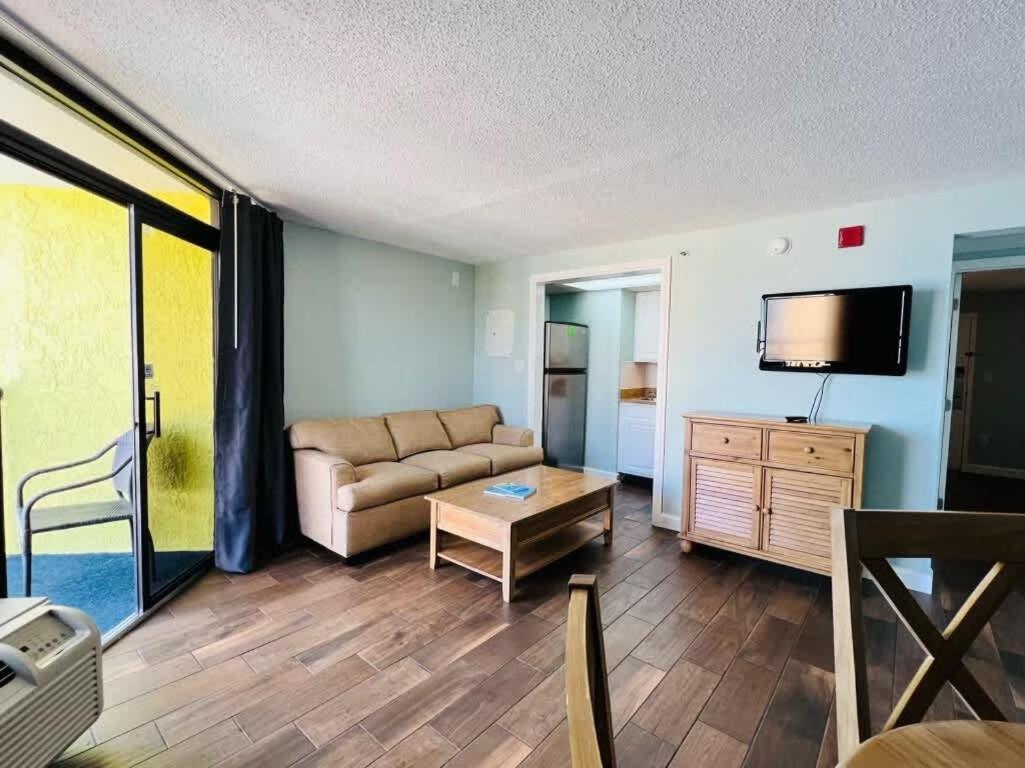 *Ocean View Beauty*King Bed*Rooftop Pool*Beach*Hot Tubs*M123 Myrtle Beach Exterior photo