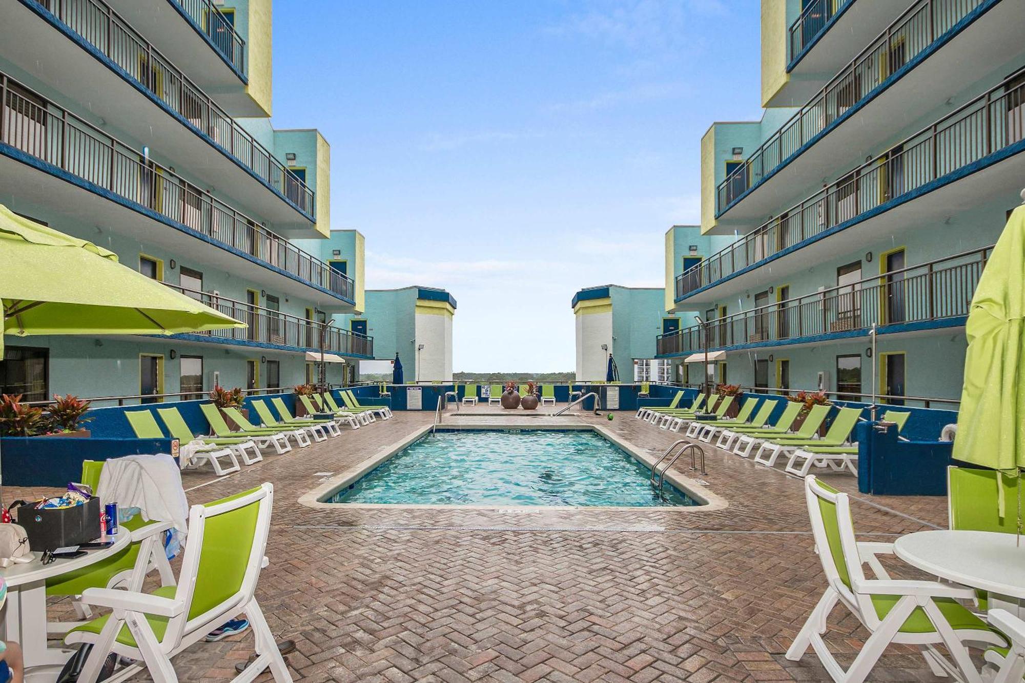 *Ocean View Beauty*King Bed*Rooftop Pool*Beach*Hot Tubs*M123 Myrtle Beach Exterior photo